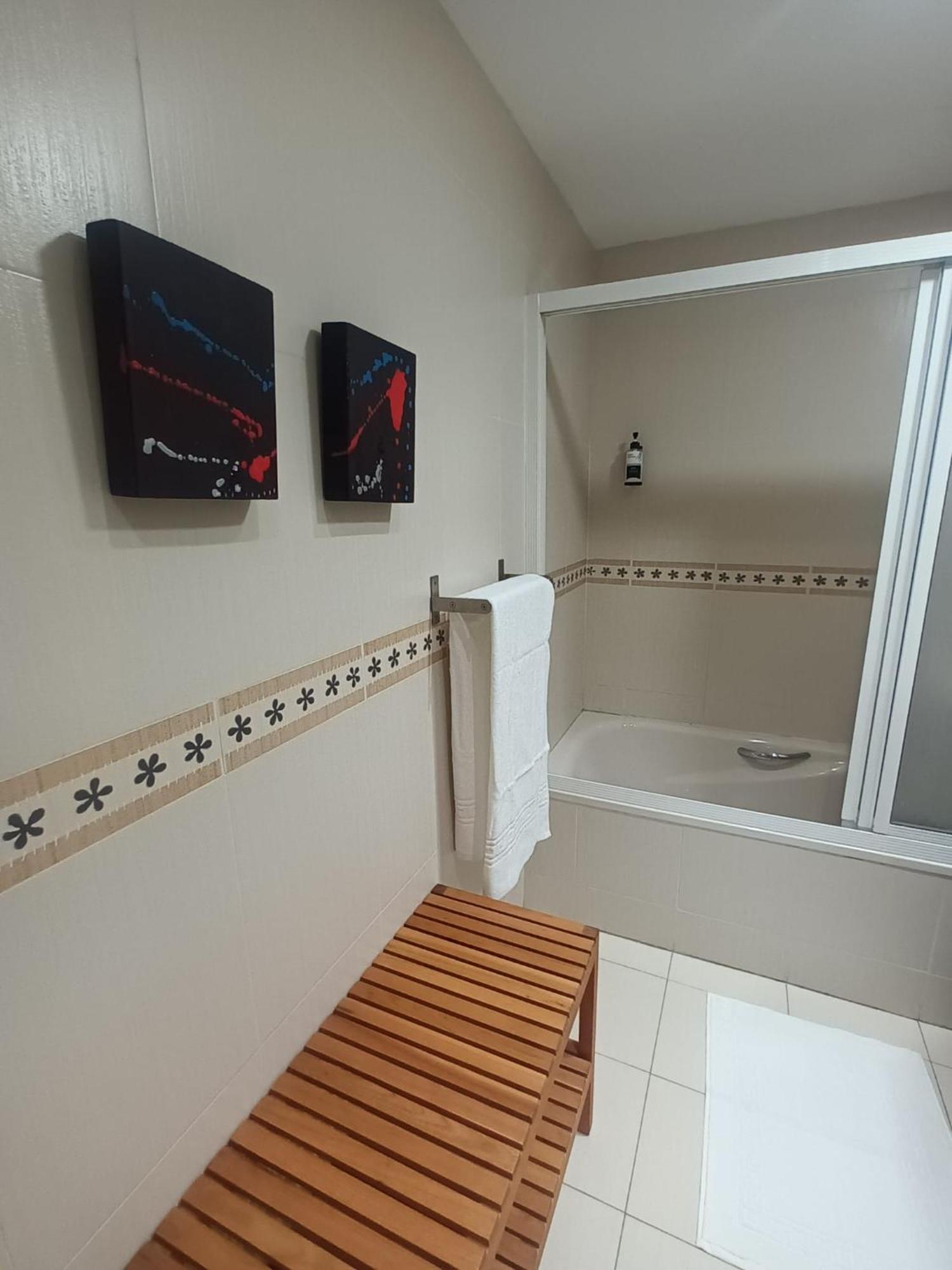 Camino Santiago Etxea Appartement Jaca Buitenkant foto